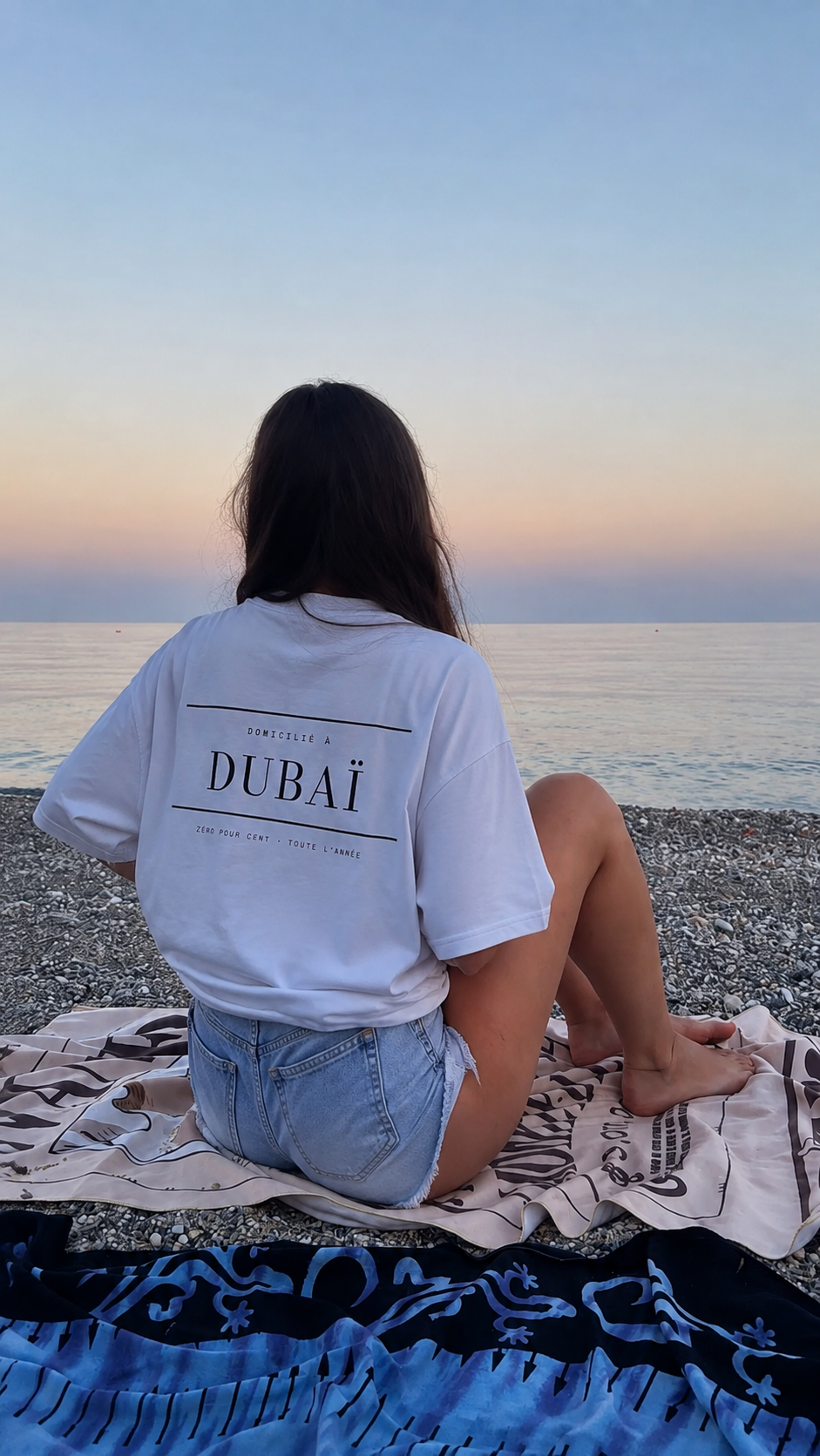 T-Shirt "Domicilié a Dubaï"